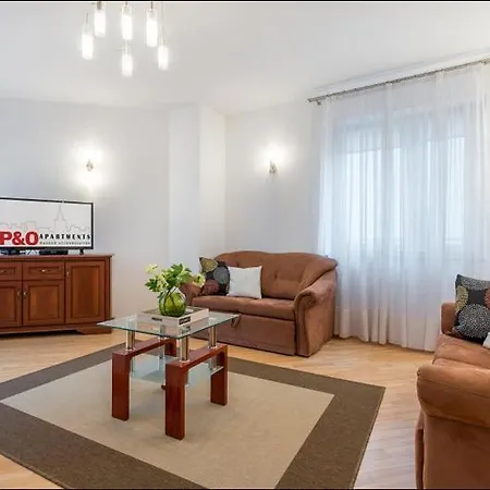 P&o Grodkowska * ורשה